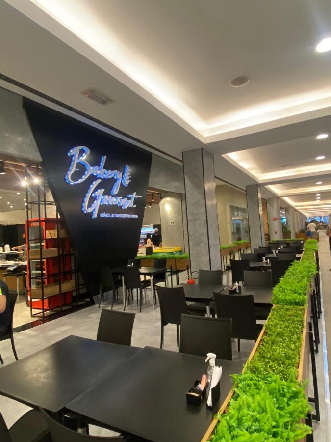 Moderno No Df Plaza Brasilia